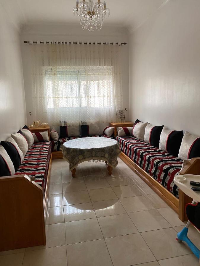 Appartement Martil 3 Chambres Proche De Centre Ville 5Mn A Pied Et La Plage 10Mn A Pied Et 10Mn De Aeroport Tetouan En Voiture Zewnętrze zdjęcie