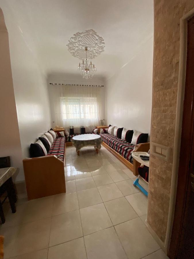 Appartement Martil 3 Chambres Proche De Centre Ville 5Mn A Pied Et La Plage 10Mn A Pied Et 10Mn De Aeroport Tetouan En Voiture Zewnętrze zdjęcie